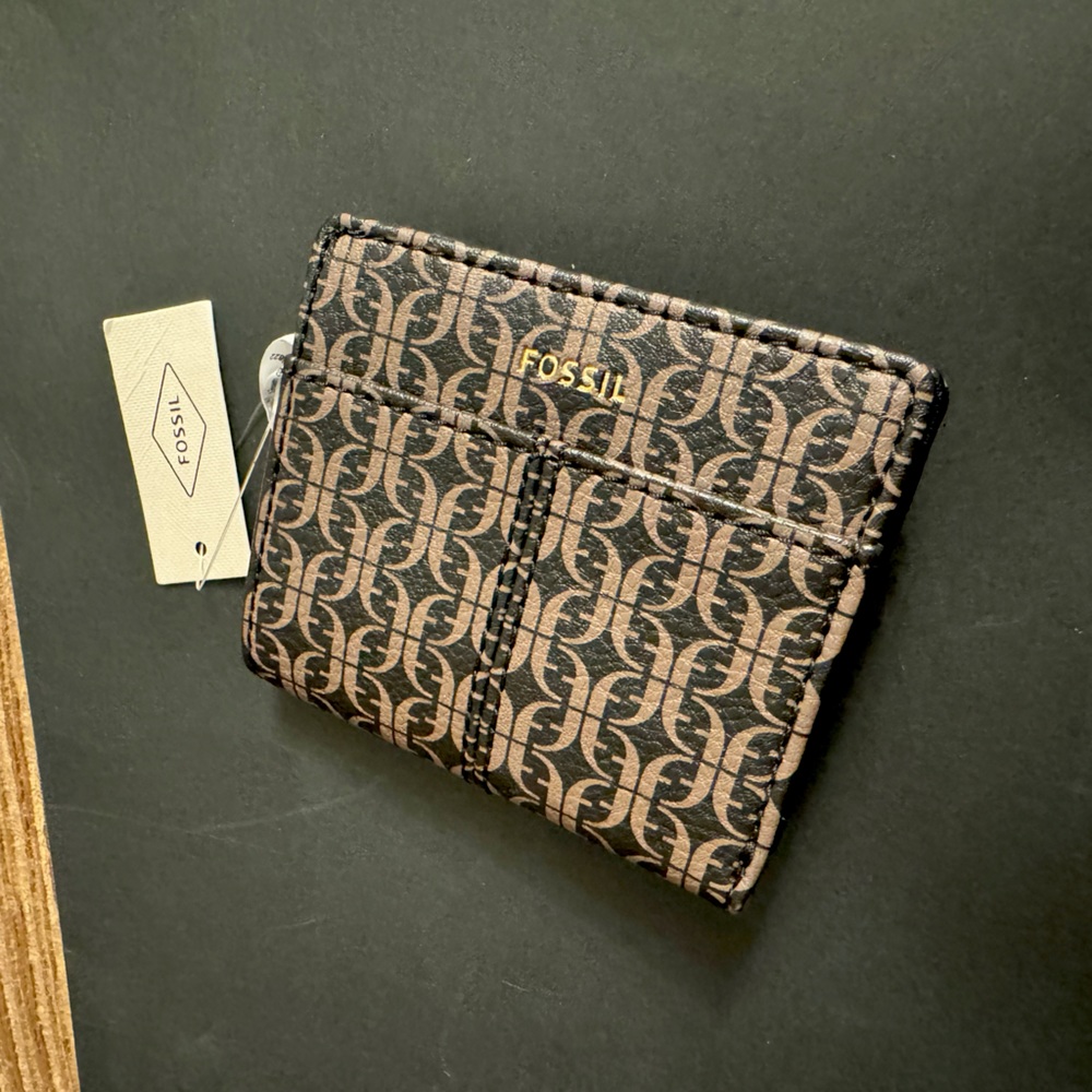New Fossil mini wallet